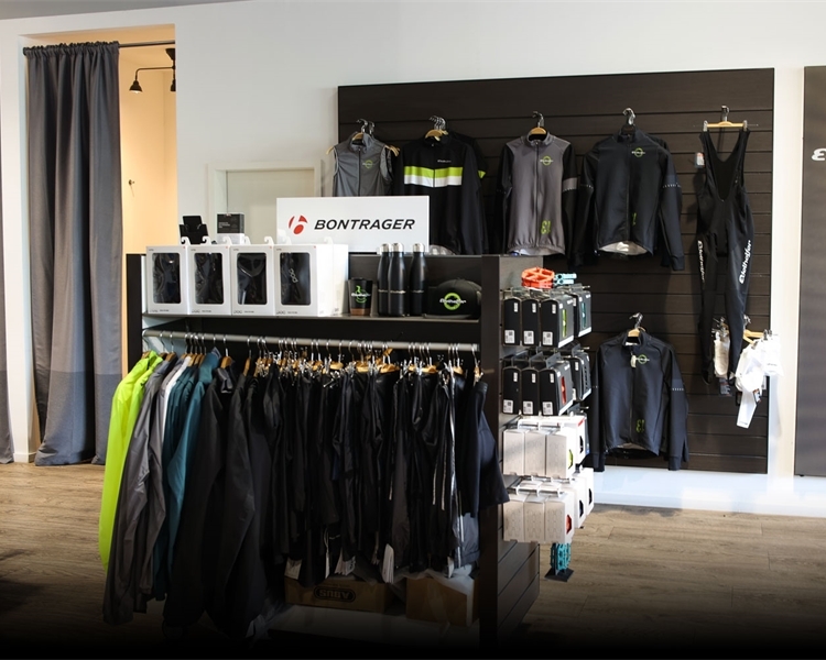 Bekleidung direkt anprobieren