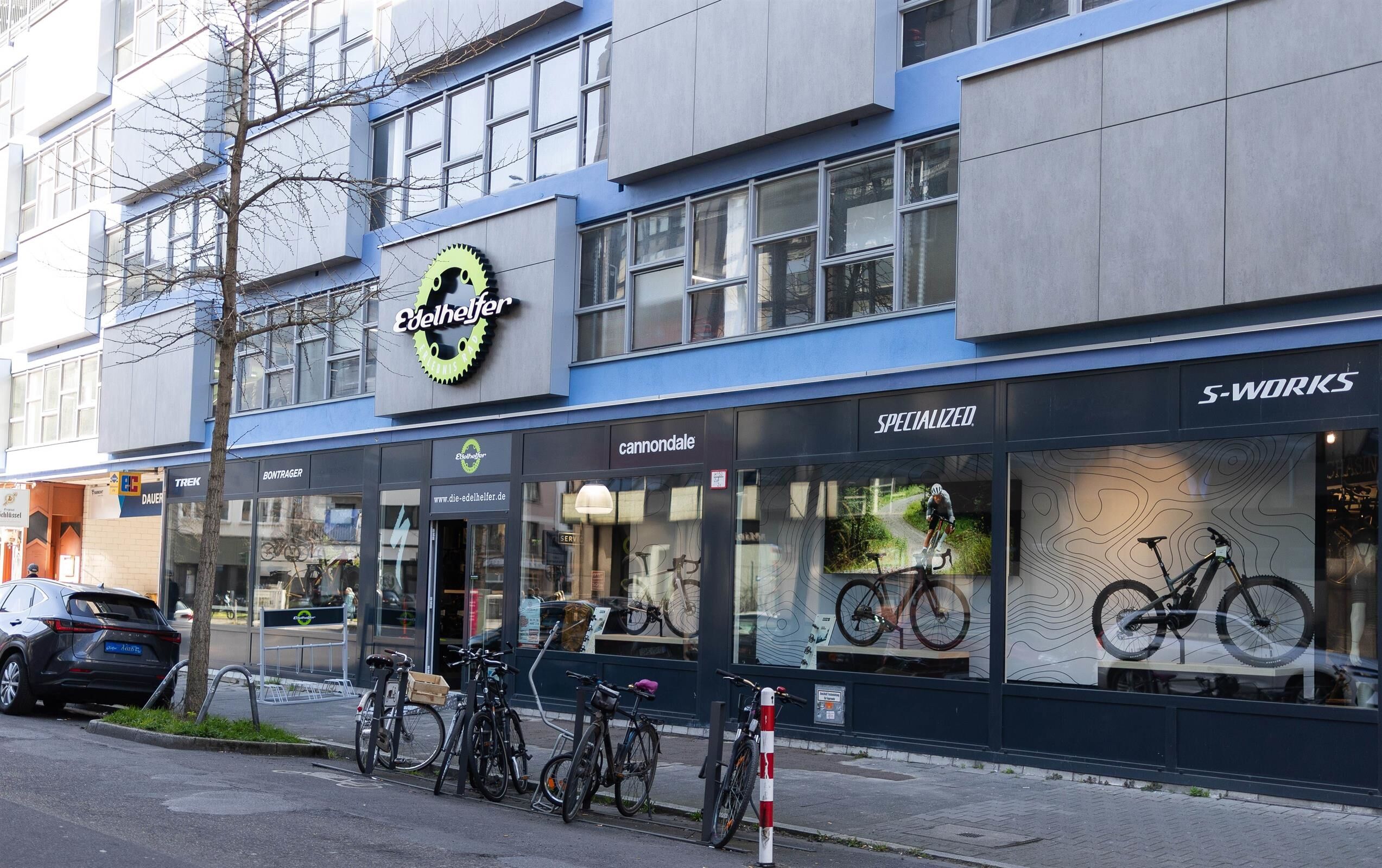 Außenansicht Edelhelfer Düsseldorf